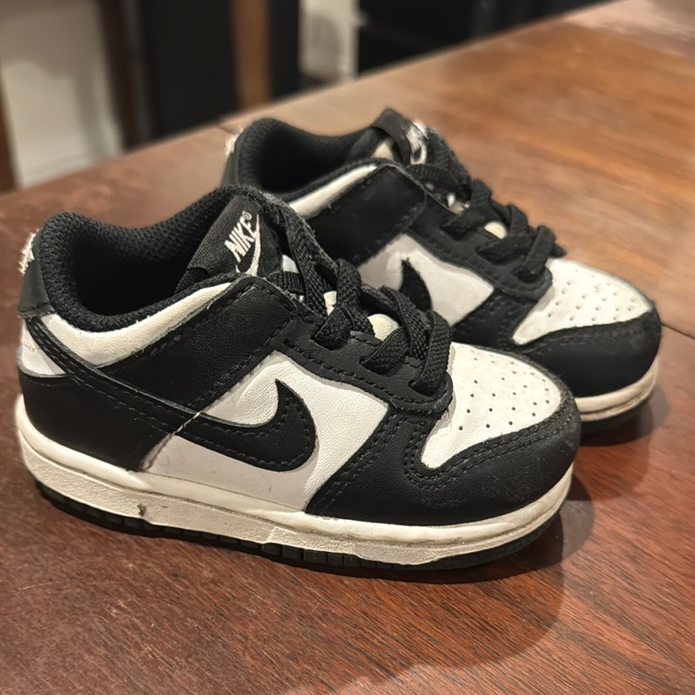 Nike Kids Black and White Sneakers